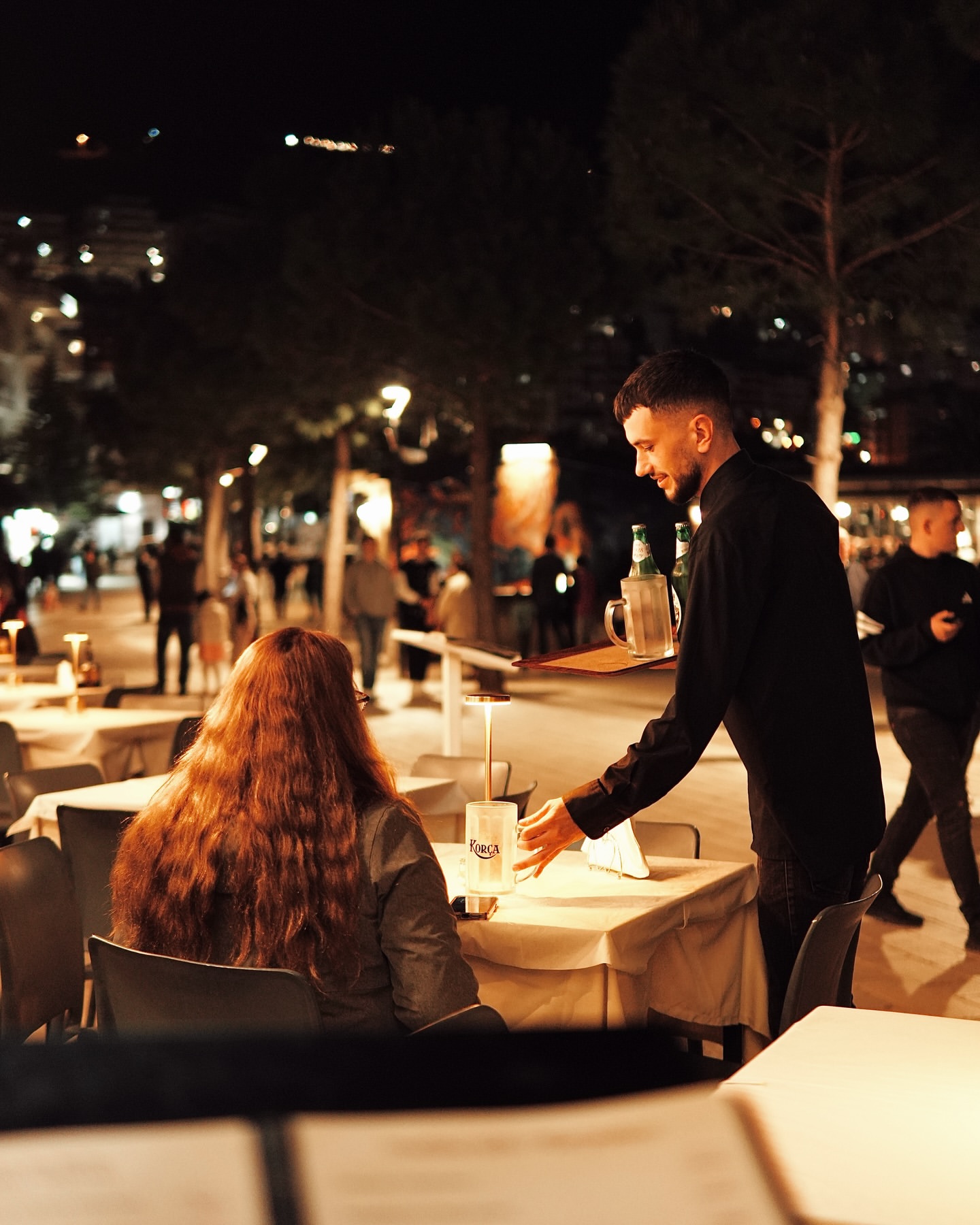 Guma Bar Restaurant service